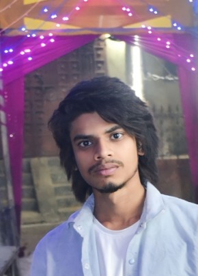 Hero, 20, Nepal, Kathmandu