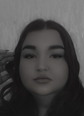Аня, 18, Россия, Ялта