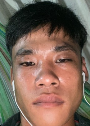 Qui, 21, Vietnam, Sadek