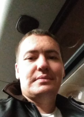 Илья, 34, Россия, Казань