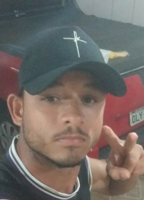 Daniel, 24, República Federativa do Brasil, Carangola