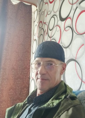 Олег, 57, Россия, Губкинский