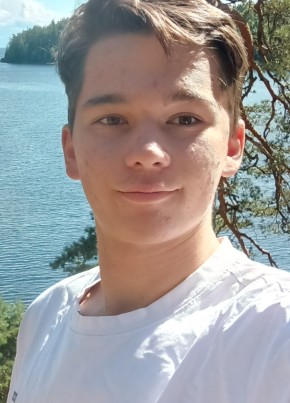 Ilya, 18, Russia, Novorossiysk