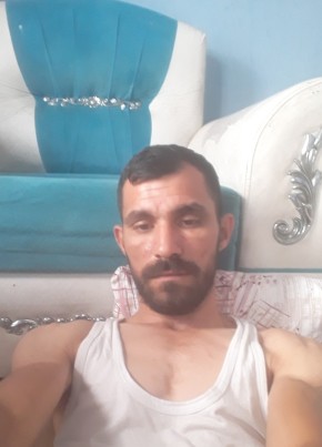 Mustafa karaşahi, 30, Türkiye Cumhuriyeti, Adana