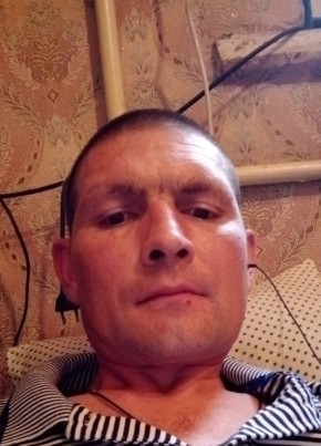 Олег, 36, Україна, Первомайськ (Луганська)