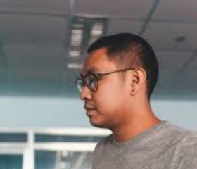 Thái, 25, Sadek