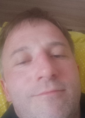 Vladimir, 40, Russia, Saint Petersburg