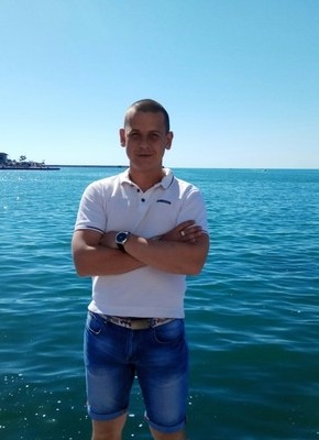 Valeriy, 33, Russia, Sevastopol
