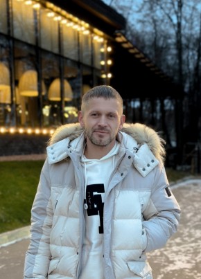 Илья