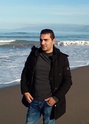 Yahiaoui, 36, People’s Democratic Republic of Algeria, Béjaïa