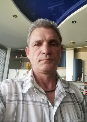 Пётр, 51, Россия, Ярославль