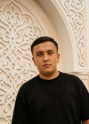 OZODBEK MAKHMUDO из Бишкека 20 лет