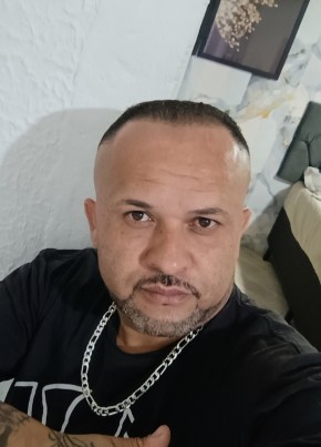 Alex из Guarulhos 33 года