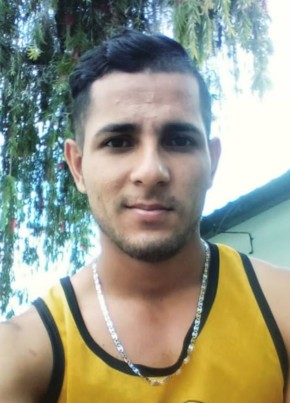 Rikhy Aguilar, 19, Estados Unidos Mexicanos, Uruapan