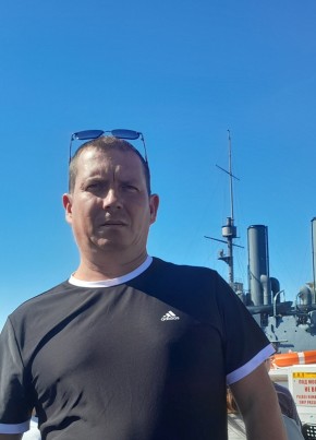 Александр из Киреевска 42 года