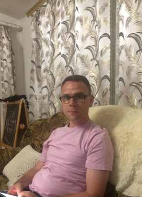 Роман, 32, Россия, Санкт-Петербург