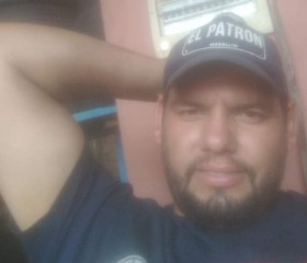 Juan, 18, Asuncion