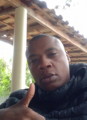 Paulinho из Poços de Caldas 28 лет