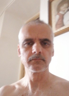 Kovacsics Gábor , 53, A Magyar Népköztársaság, Budapest