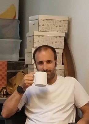 Unknown из İstanbul 18 лет