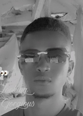 Big Boy из Yamoussoukro 30 лет