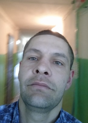 Олег, 37, Россия, Заречный (Пензенская обл.)