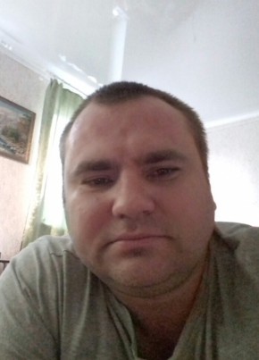 Юра, 35, Россия, Новотитаровская