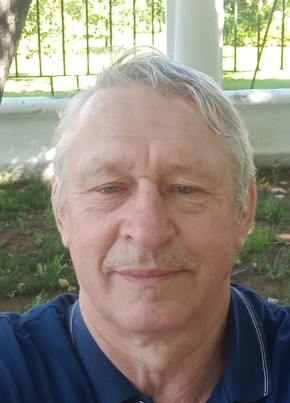 Константин из Москвы 66 лет
