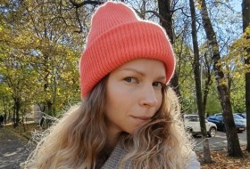 Olga, 32 - Just Me