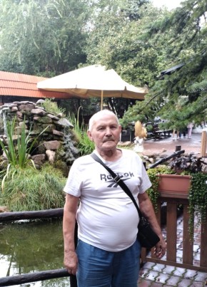 Александр