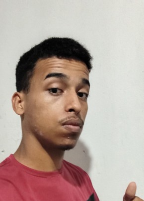 Daniel из Guaraciaba do Norte 18 лет