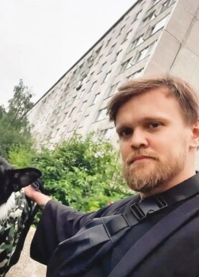 Максим из Курска 37 лет