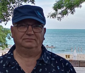 Oleh, 59, Varna