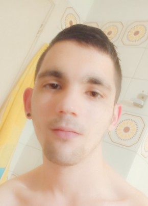 Migui, 21, Estado Español, Vigo