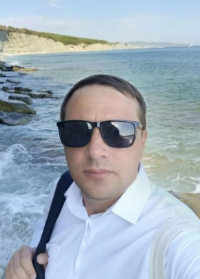 Владимир из Геленджика 37 лет