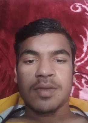 Devesh, 18, India, Delhi