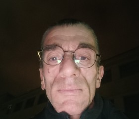 Aleksandre, 52, Rennes