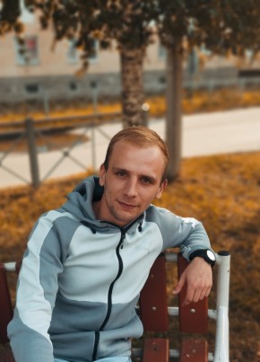 Максим, 23, Россия, Волхов