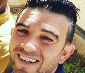 Hassan, 29, Ech Chettia