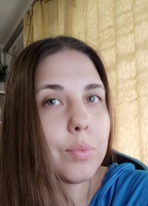 Вика, 31, Россия, Углич