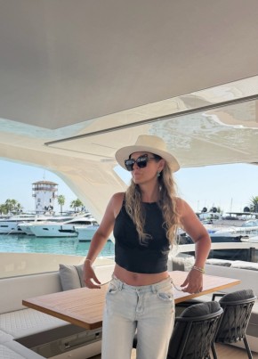 Olga из Stad Lëtzebuerg 27 лет