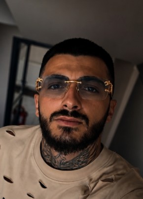 AlexMfLv из Galați 27 лет
