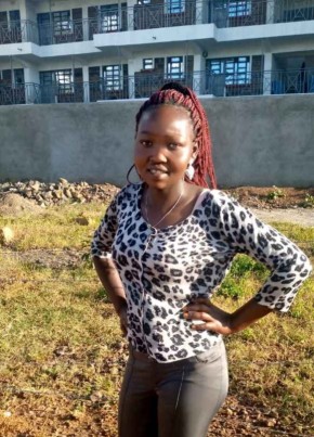 Shelvin, 23, Kenya, Nakuru