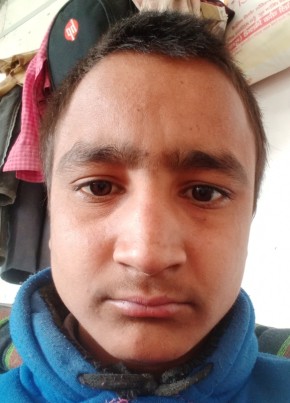 Amil Khan, 19, India, Delhi