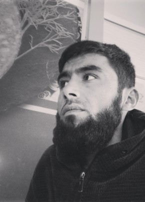 Ikrom, 30, Abkhazia, Sokhumi