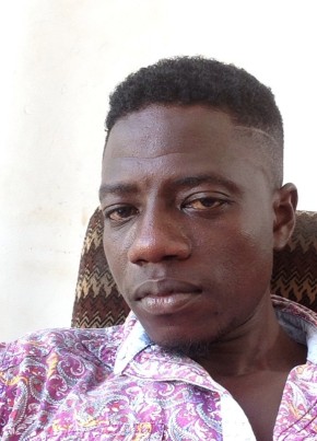 Kwasi Kiss, 32, Ghana, Accra