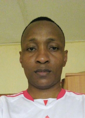 Peter Mgaya, 37, Tanzania, Maramba