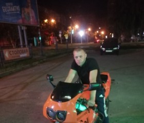 Aleksey, 38, Divnoye