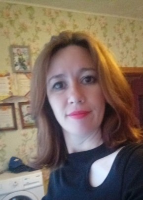 Елена, 40, Россия, Нягань