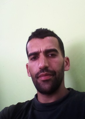 Mohamed, 33, People’s Democratic Republic of Algeria, Kolea